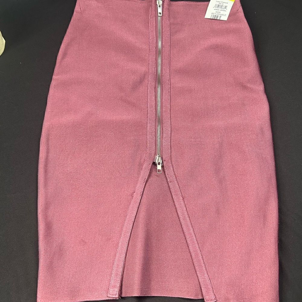 WOW Couture Pink Bandage Pencil
Skirt - Size Small NWT